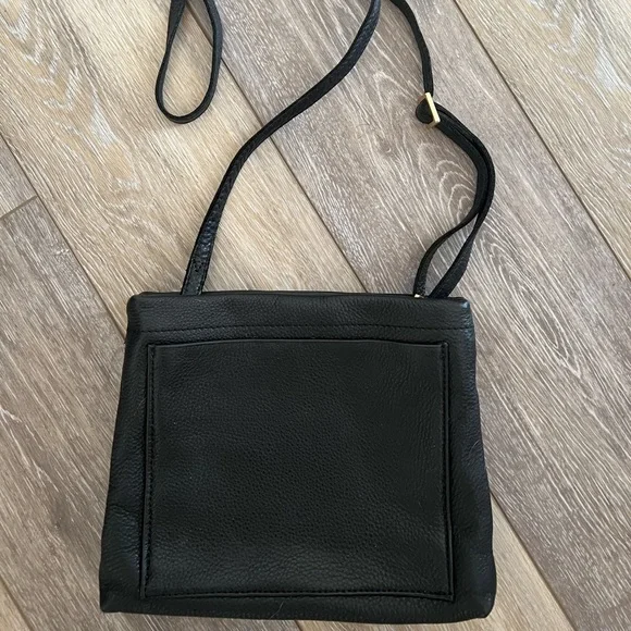 Hammitt Duke -Black BG Crossbody